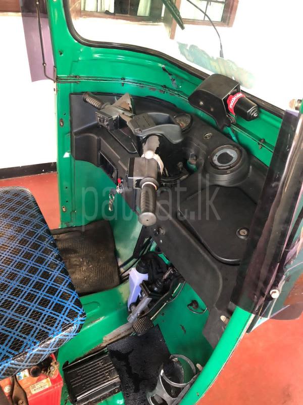 Bajaj 4 stroke 2012 - பயன்படுத்தப்பட்டது முச்சக்கர வண்டி sale in Sri Lanka - patpat.lk