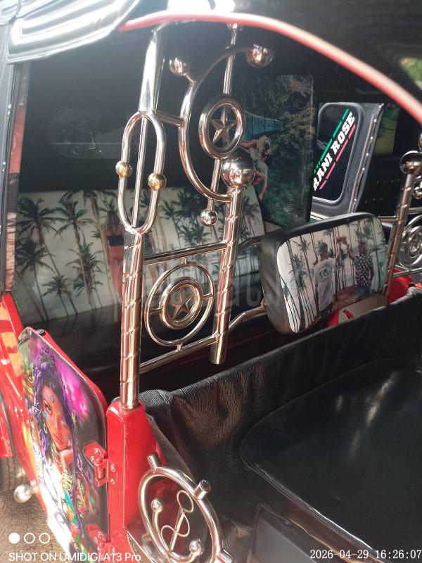 Bajaj Three Wheel 2015 - பயன்படுத்தப்பட்டது முச்சக்கர வண்டி sale in Sri Lanka - patpat.lk