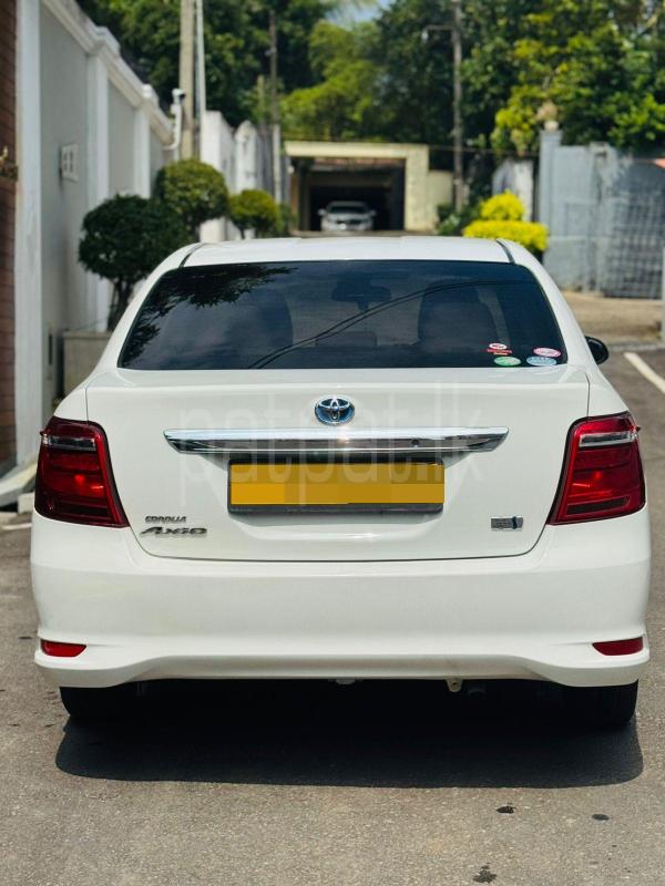 Toyota Axio 2015 - භාවිතා කරන ලද කාර් sale in Sri Lanka - patpat.lk