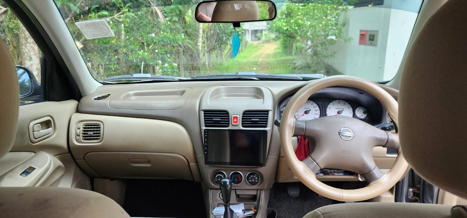 Nissan Sunny 2010 - Used Car sale in Sri Lanka - patpat.lk