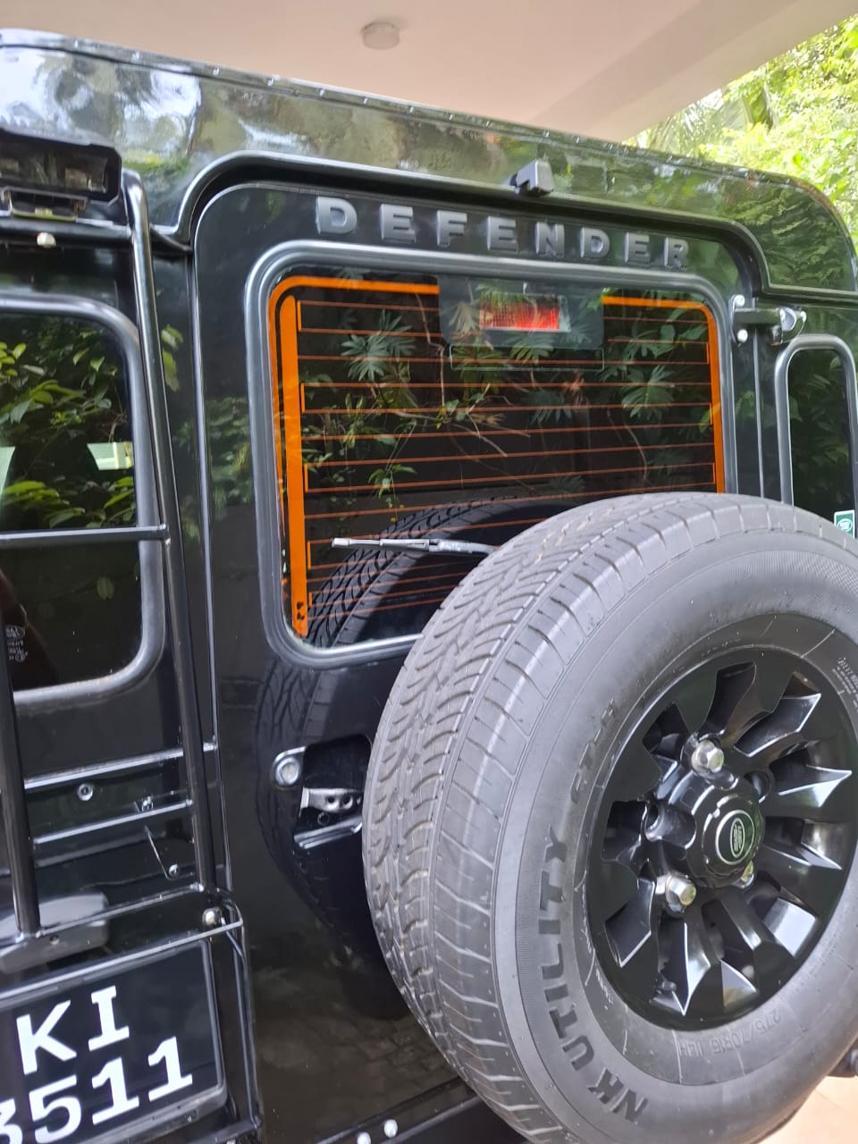 Land Rover Defender 2015 - Used SUV sale in Sri Lanka - patpat.lk