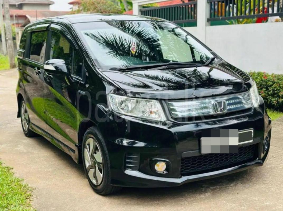 Advertisement image 3