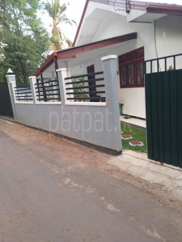 House for Sale in Minuwangoda