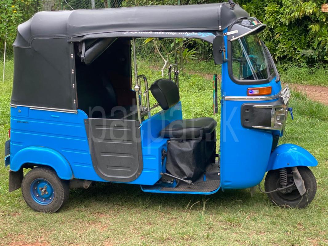 Bajaj 4 stroke 2014 - භාවිතා කරන ලද ත්‍රිරෝද රථය sale in Sri Lanka - patpat.lk