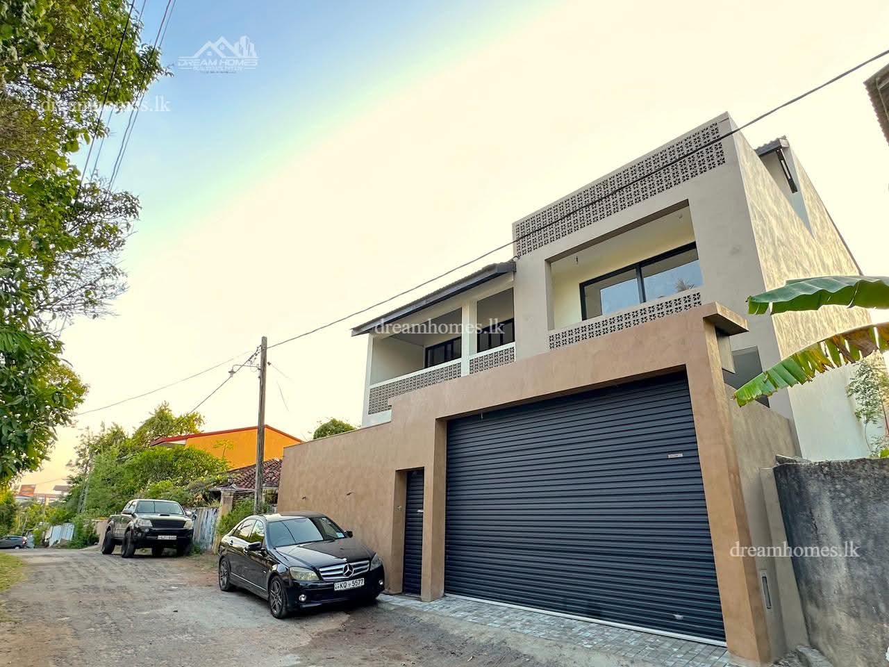 House for Sale in Kadawatha