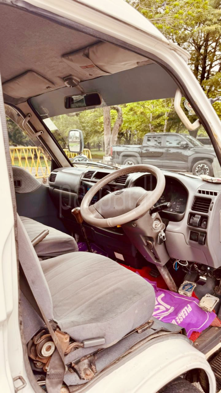 Nissan Vanette 2000 - பயன்படுத்தப்பட்டது வேன் sale in Sri Lanka - patpat.lk