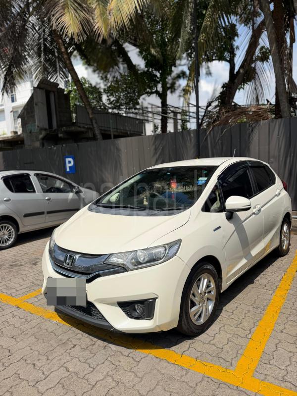 Honda Fit 2014 - பயன்படுத்தப்பட்டது கார் sale in Sri Lanka - patpat.lk