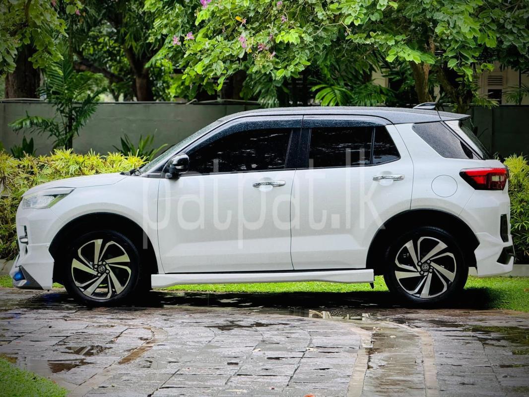 Advertisement image 6