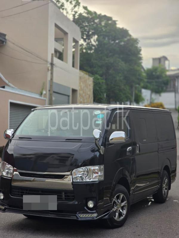 Toyota Hiace 2016 - பயன்படுத்தப்பட்டது வேன் sale in Sri Lanka - patpat.lk