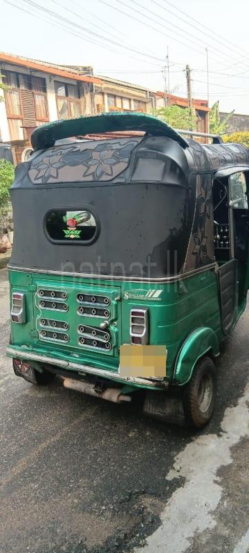 Bajaj Three Wheel 2015 - பயன்படுத்தப்பட்டது முச்சக்கர வண்டி sale in Sri Lanka - patpat.lk