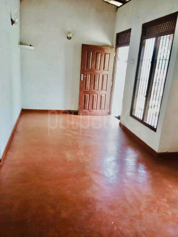 House for Sale in Kiribathgoda ads-image-1