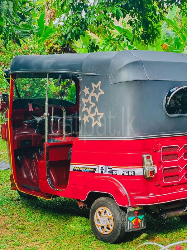 Bajaj Three Wheel 2014 - பயன்படுத்தப்பட்டது முச்சக்கர வண்டி sale in Sri Lanka - patpat.lk