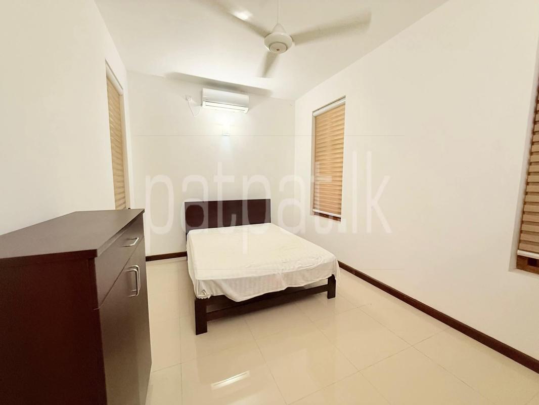 House for Sale in Talawatugoda