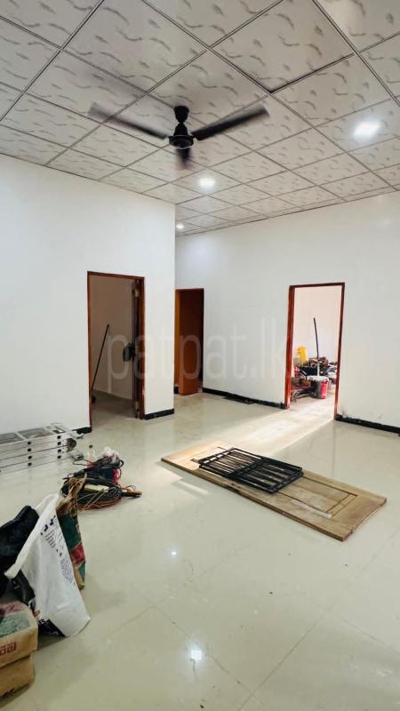 House for Sale in Kiriwattuduwa