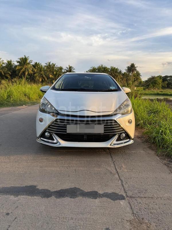 Toyota Aqua 2014 - Used Car sale in Sri Lanka - patpat.lk