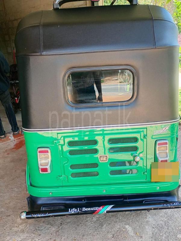 Bajaj Three Wheel 2019 - Used Three wheeler sale in Sri Lanka - patpat.lk