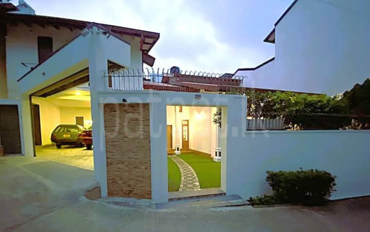 Advertisement image 3