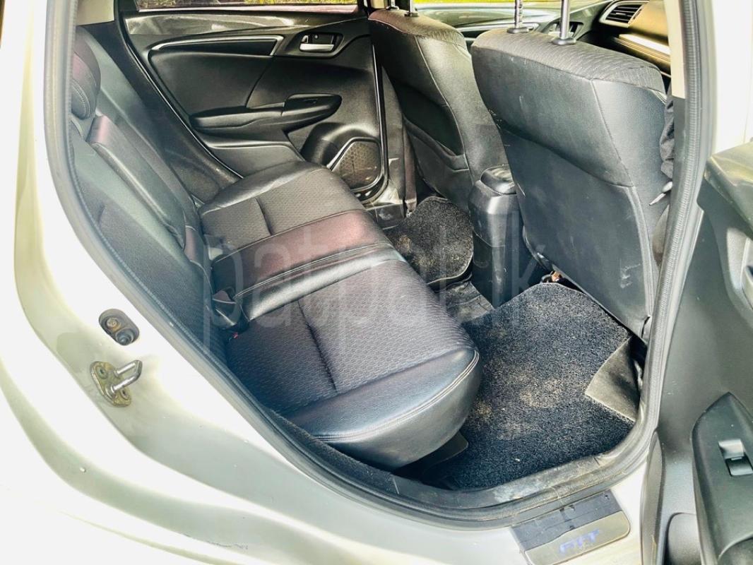 Advertisement image 6