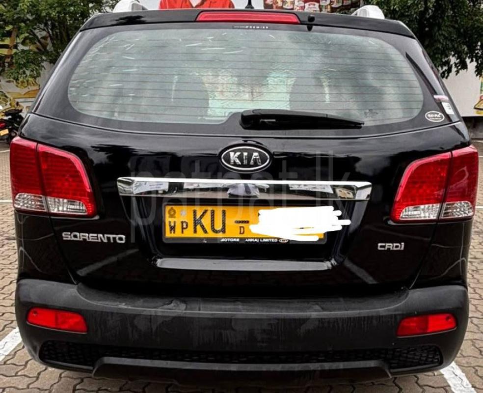 KIA Sorento 2012 - பயன்படுத்தப்பட்டது SUV sale in Sri Lanka - patpat.lk