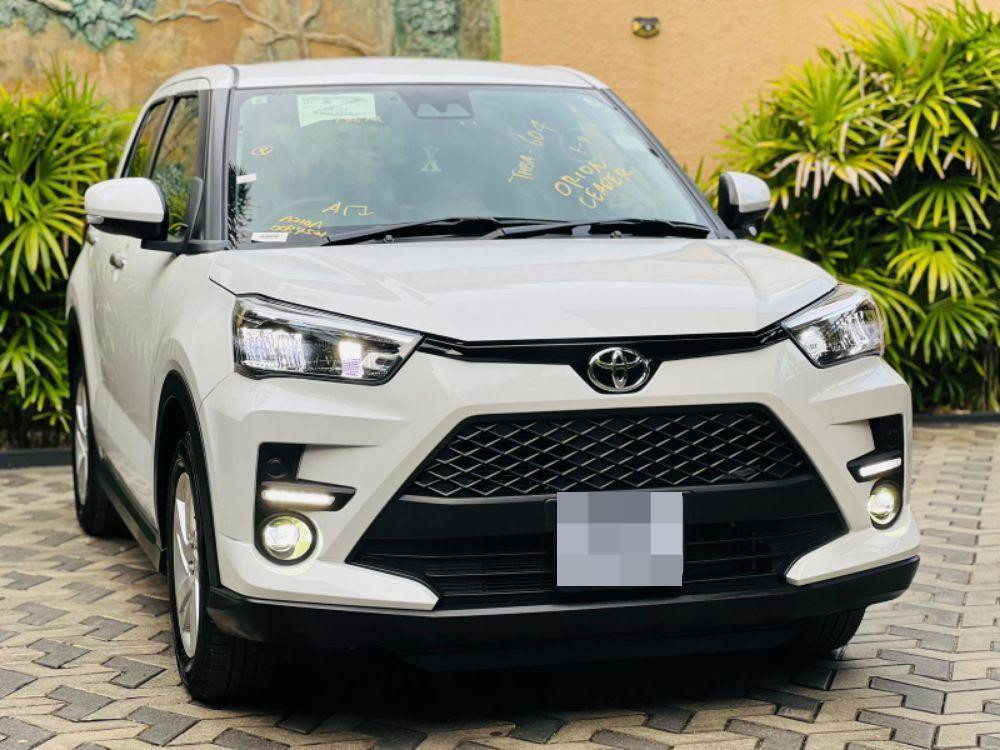 Toyota Raize 2024 - பயன்படுத்தப்பட்டது SUV sale in Sri Lanka - patpat.lk