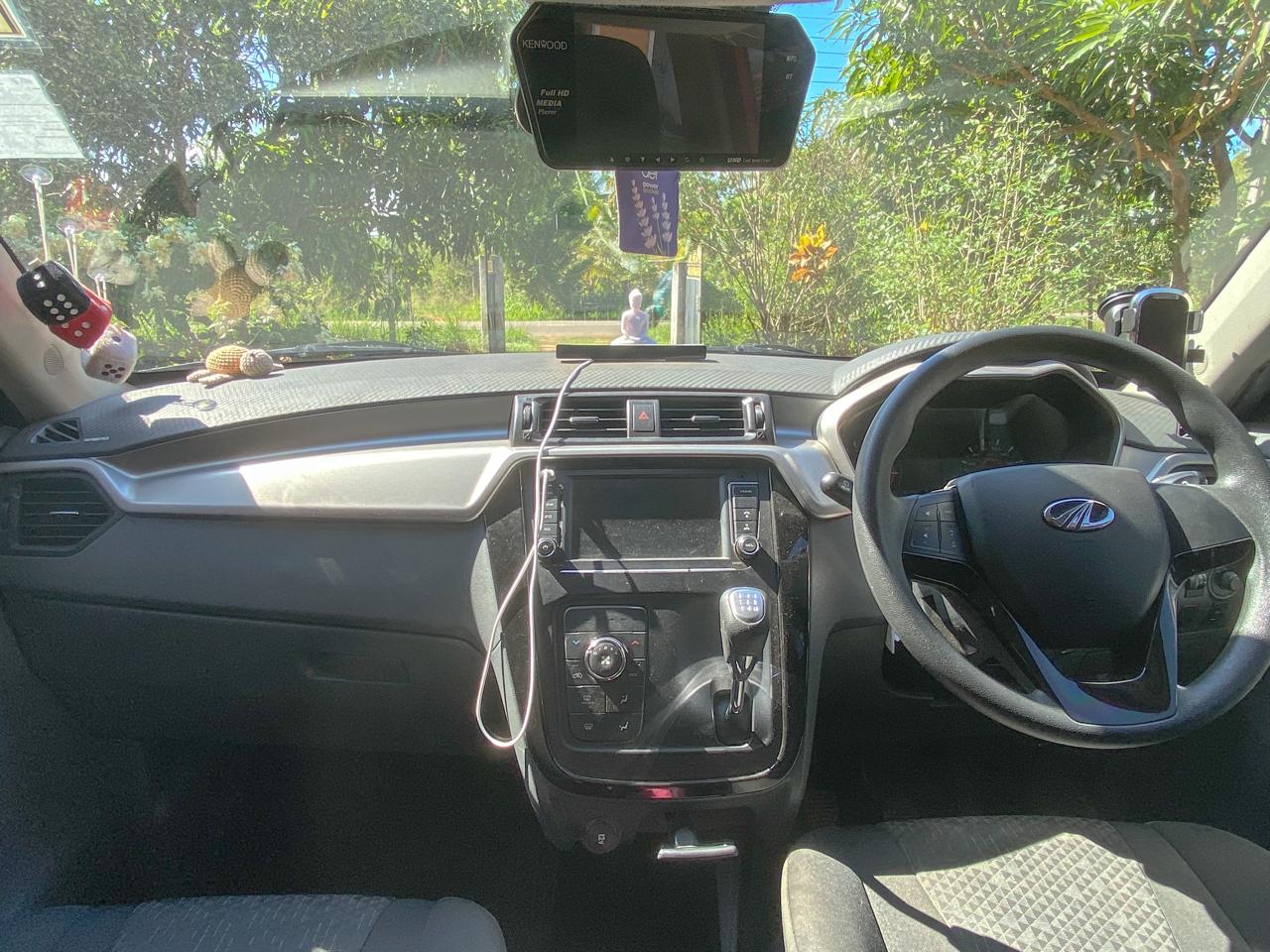 Mahindra KUV 2020 - பயன்படுத்தப்பட்டது SUV sale in Sri Lanka - patpat.lk