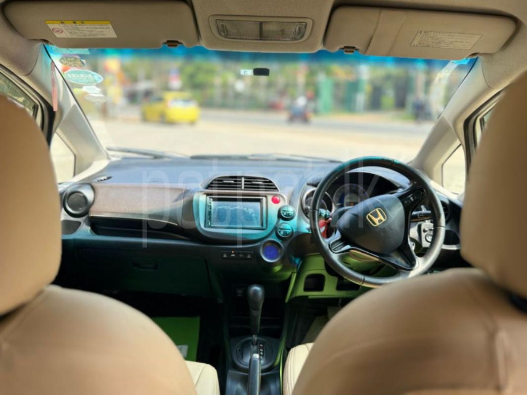 Advertisement image 6