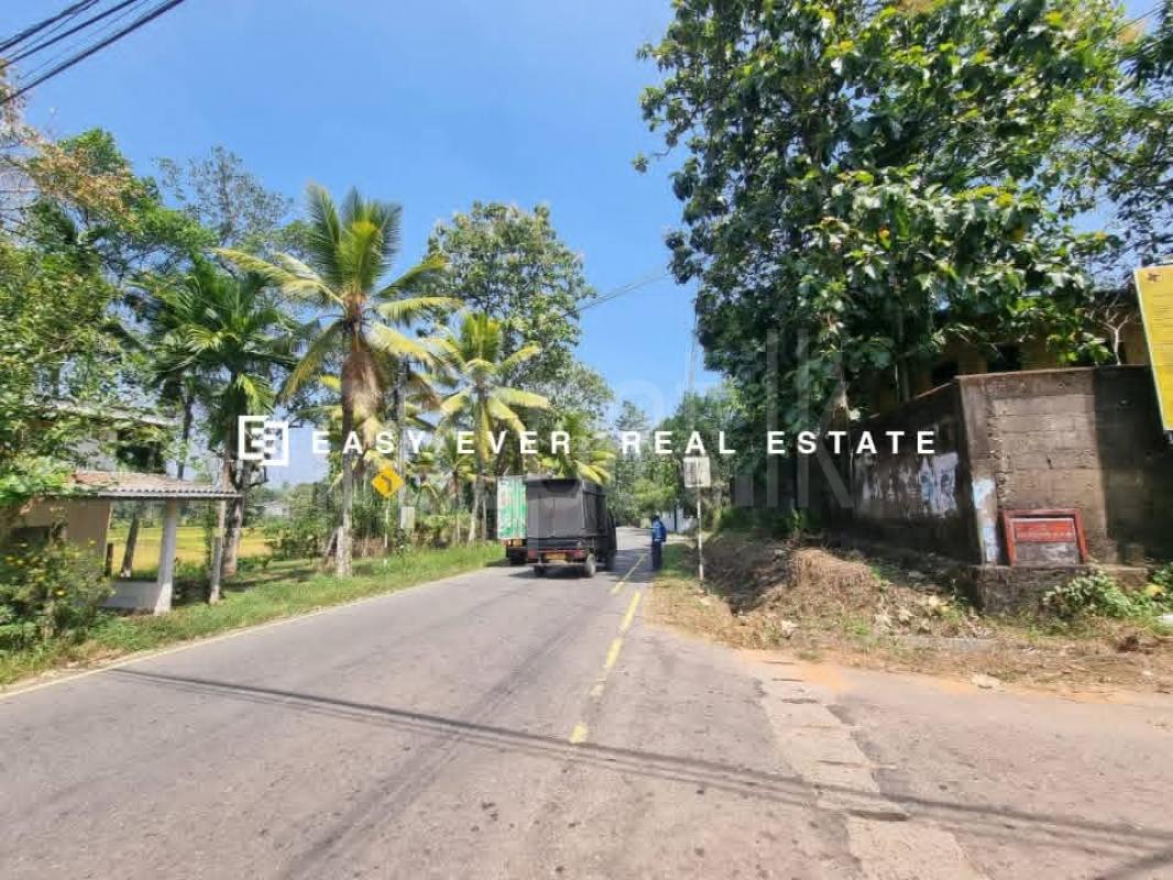Residential Land for Sale in Kadawatha