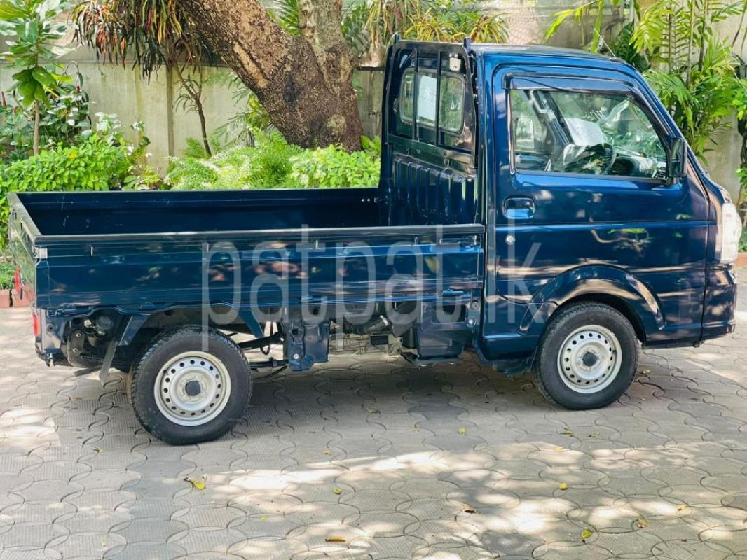 Advertisement image 6