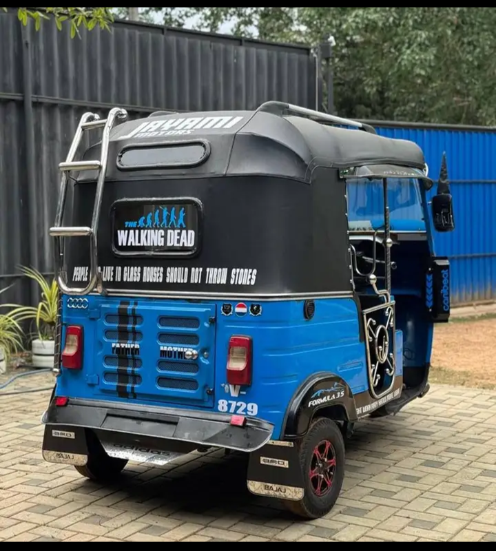 Bajaj Three Wheel 2004 - பயன்படுத்தப்பட்டது முச்சக்கர வண்டி sale in Sri Lanka - patpat.lk