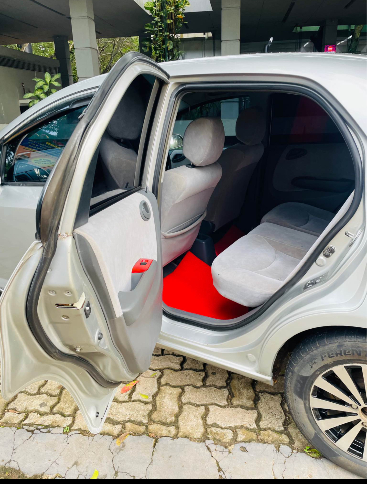 Honda Fit 2005 - பயன்படுத்தப்பட்டது கார் sale in Sri Lanka - patpat.lk