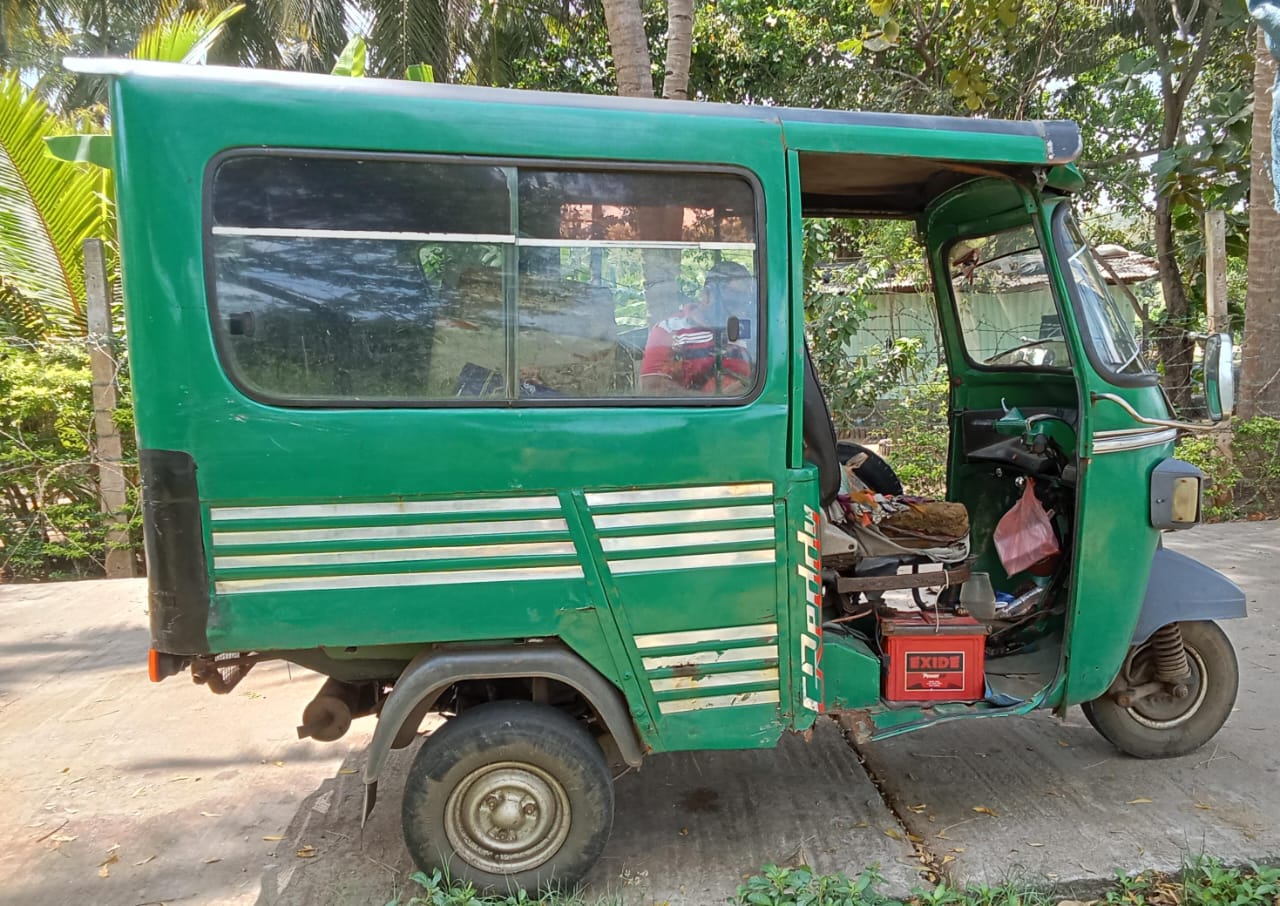 Piaggio Three Wheel 2010 - Used Three wheeler sale in Sri Lanka - patpat.lk