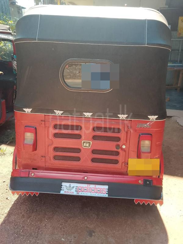 Bajaj Three Wheel 2017 - பயன்படுத்தப்பட்டது முச்சக்கர வண்டி sale in Sri Lanka - patpat.lk