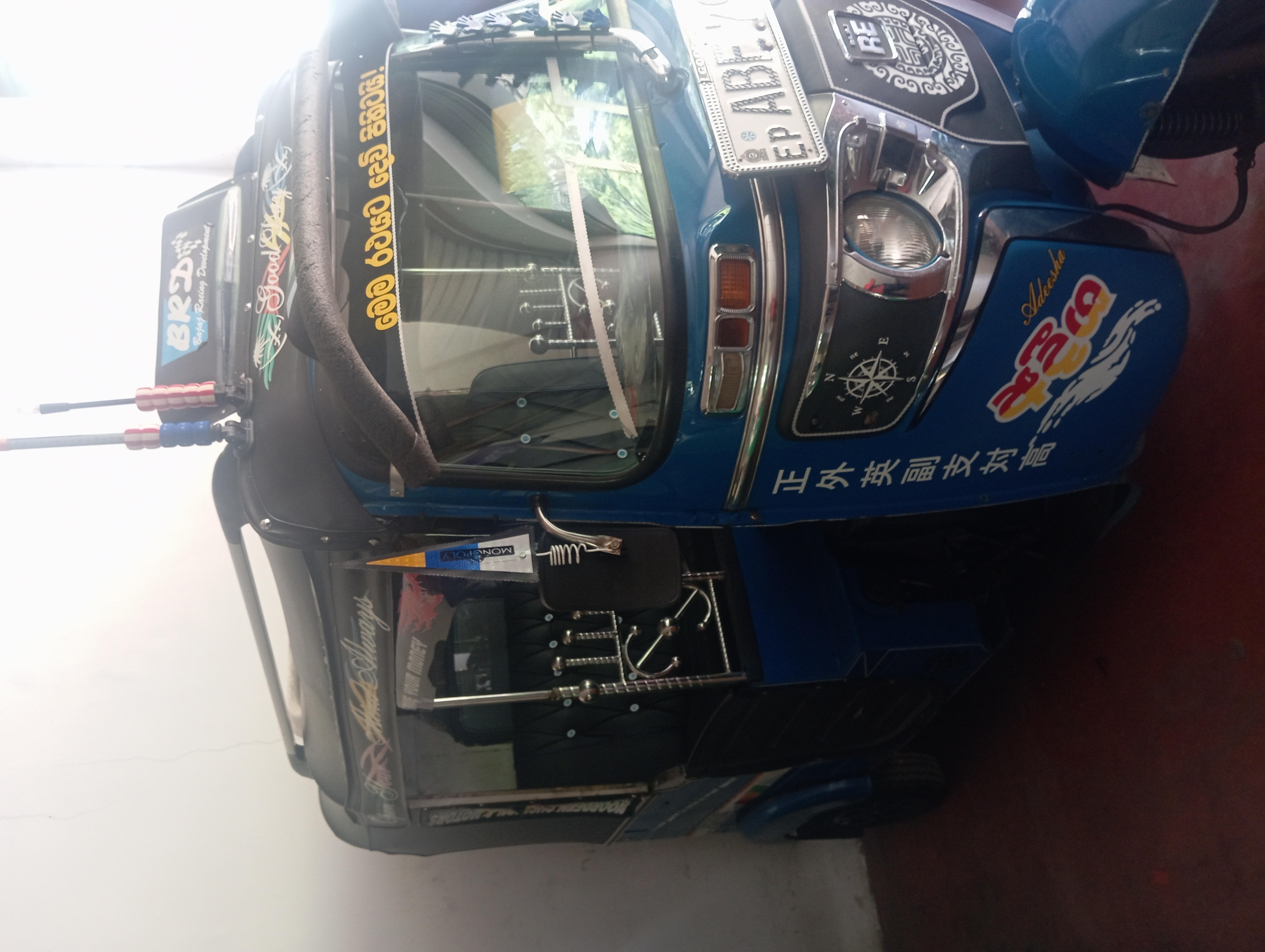 Bajaj 4 stroke 2015 - பயன்படுத்தப்பட்டது முச்சக்கர வண்டி sale in Sri Lanka - patpat.lk