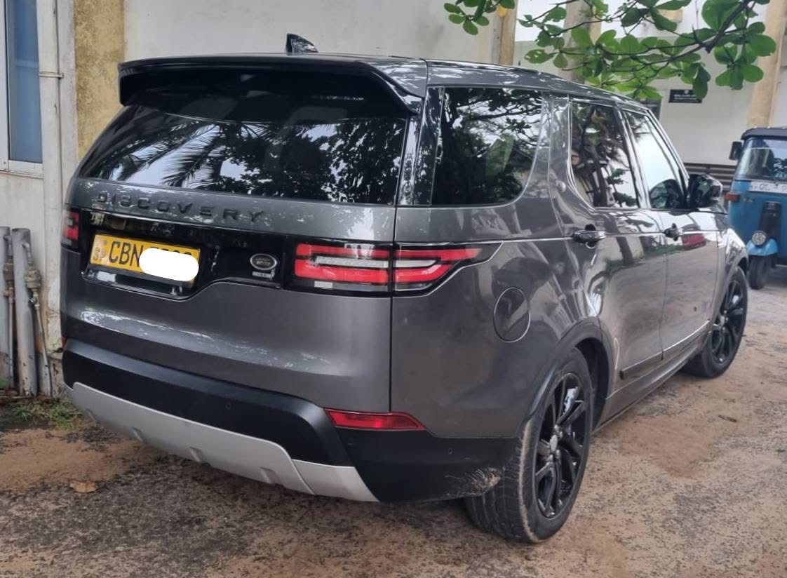 Land Rover Discovery 2019 - பயன்படுத்தப்பட்டது SUV sale in Sri Lanka - patpat.lk