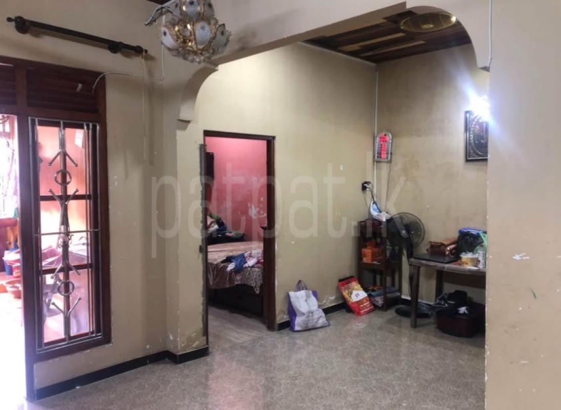 House for Sale in Kolonnawa ads-image-1