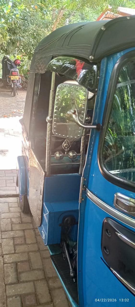Bajaj Three Wheel 2014 - Used Three wheeler sale in Sri Lanka - patpat.lk