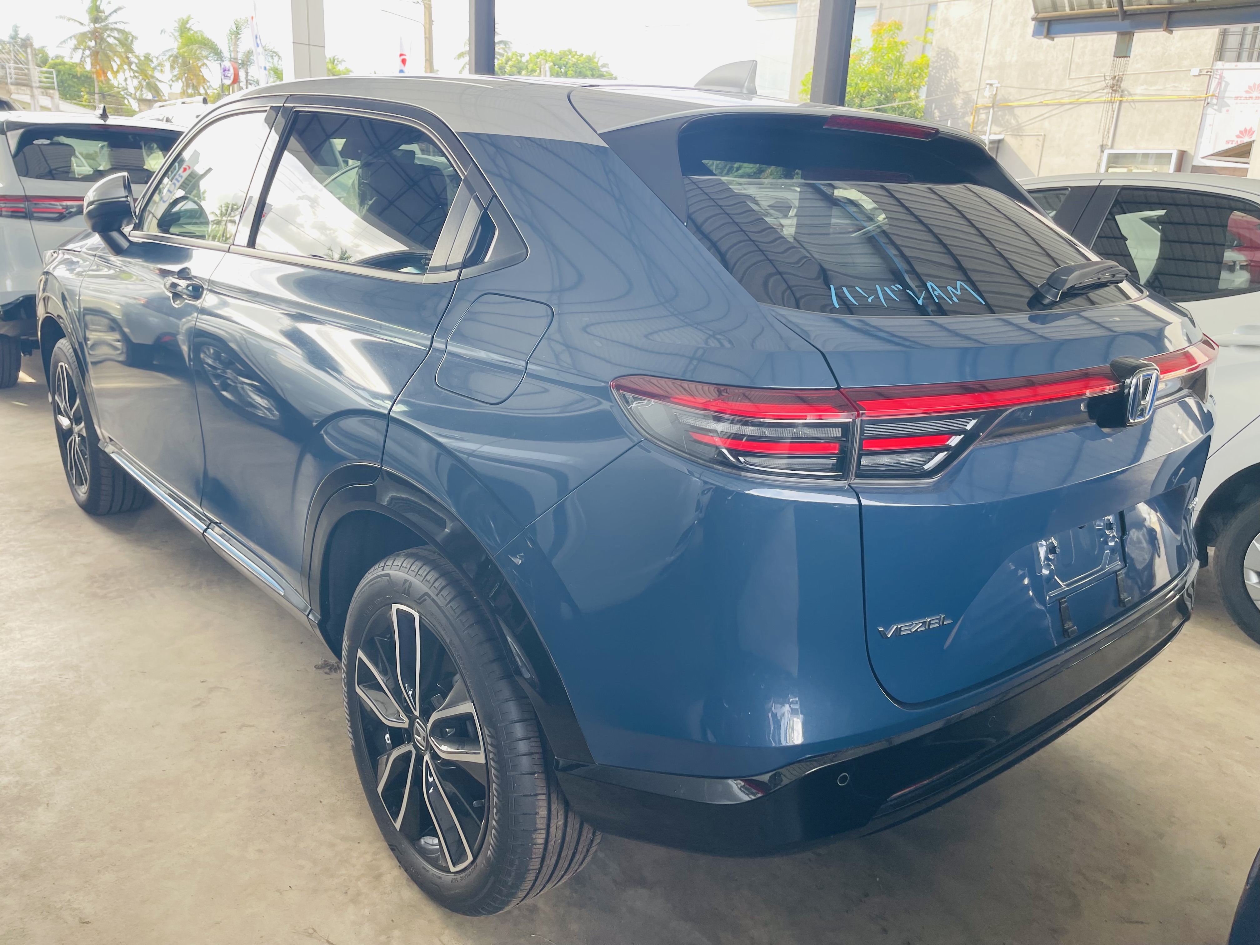 Honda Vezel 2024 - பயன்படுத்தப்பட்டது SUV sale in Sri Lanka - patpat.lk