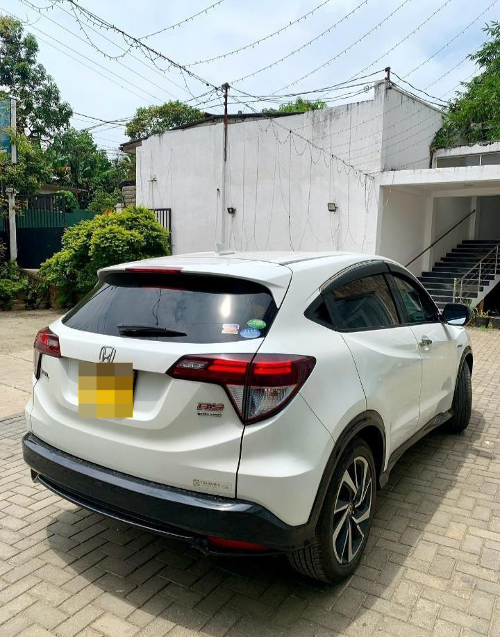 Honda Vezel 2016 - பயன்படுத்தப்பட்டது SUV sale in Sri Lanka - patpat.lk