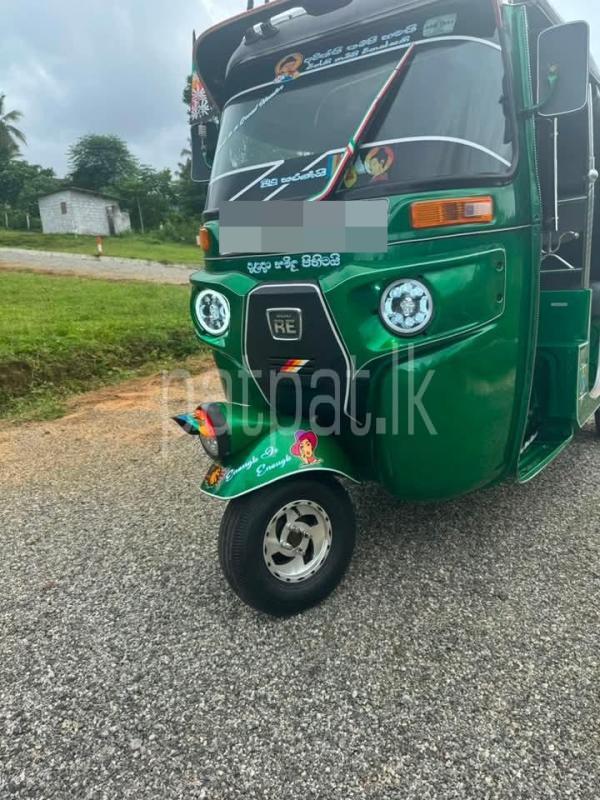 Bajaj 4 stroke 2015 - Used Three wheeler sale in Sri Lanka - patpat.lk
