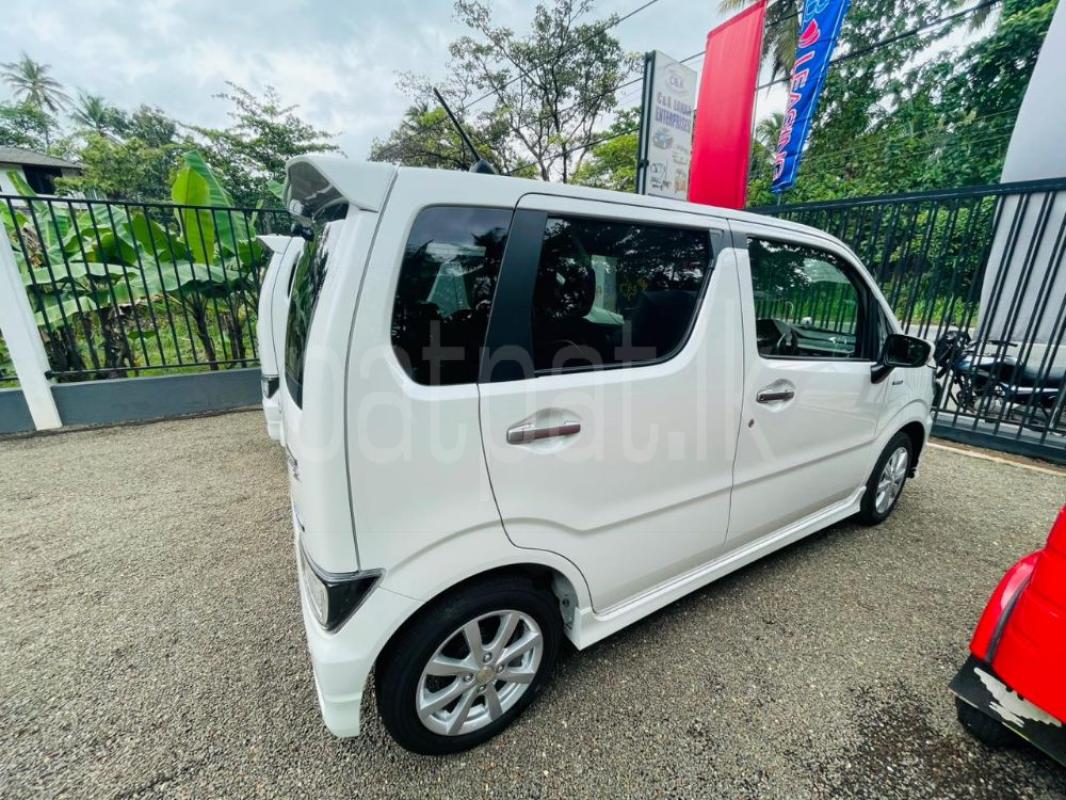 Advertisement image 5