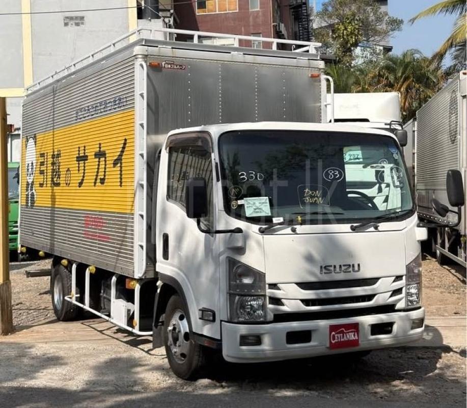 Advertisement image 1