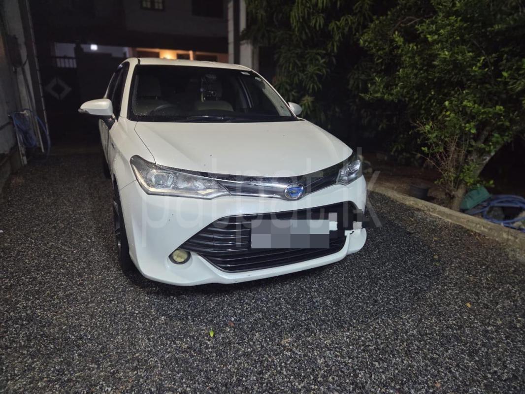 Toyota Axio 2015 - භාවිතා කරන ලද කාර් sale in Sri Lanka - patpat.lk