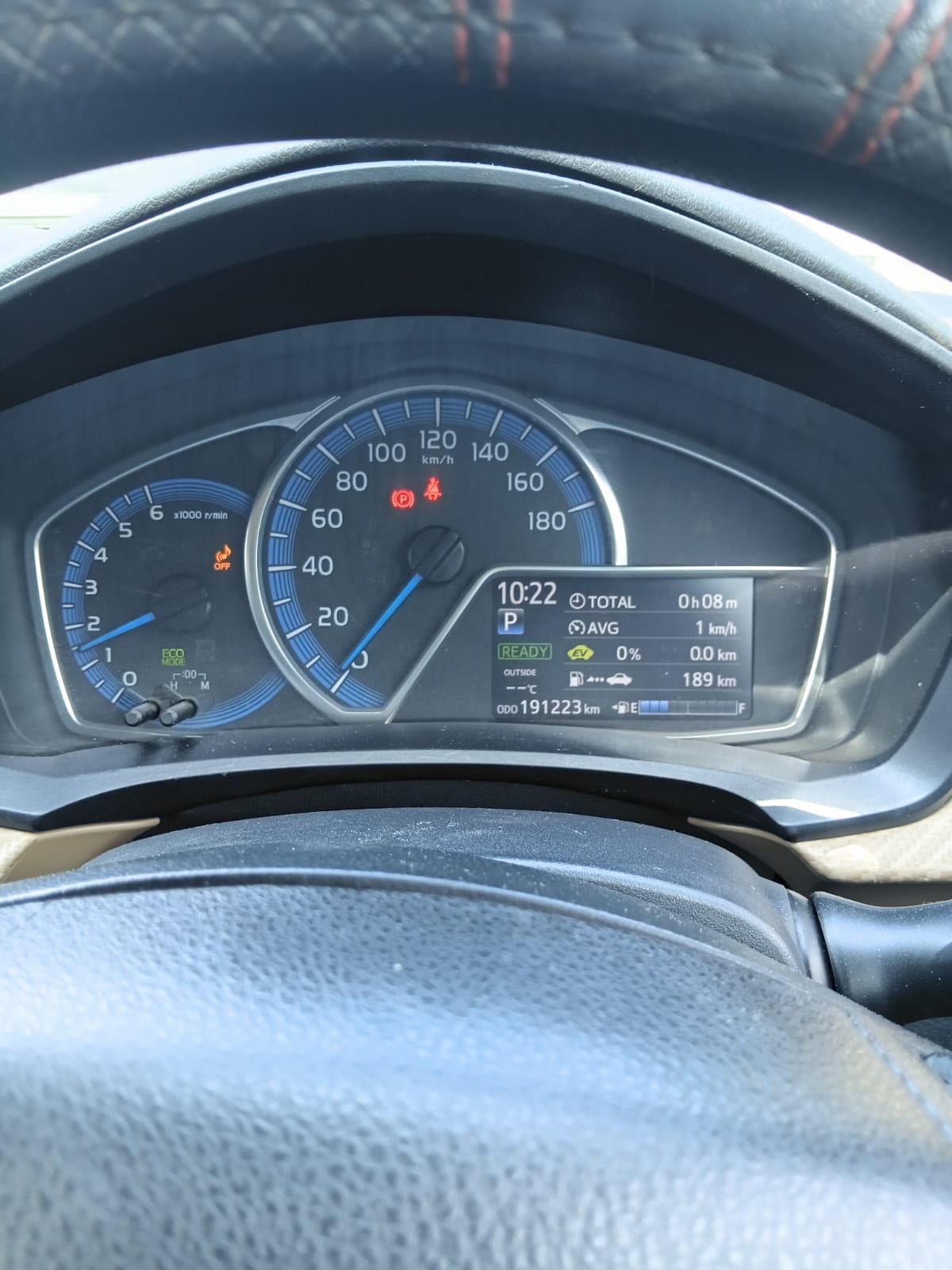 Toyota Axio 2015 - Used Car sale in Sri Lanka - patpat.lk