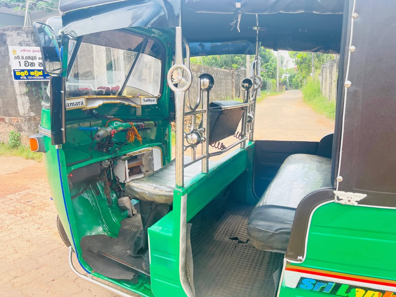 Bajaj Three Wheel 2006 - භාවිතා කරන ලද ත්‍රිරෝද රථය sale in Sri Lanka - patpat.lk