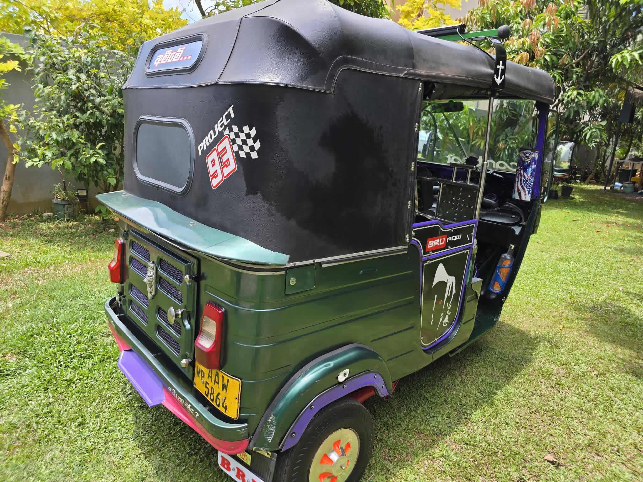 Bajaj Three Wheel 2015 - භාවිතා කරන ලද ත්‍රිරෝද රථය sale in Sri Lanka - patpat.lk