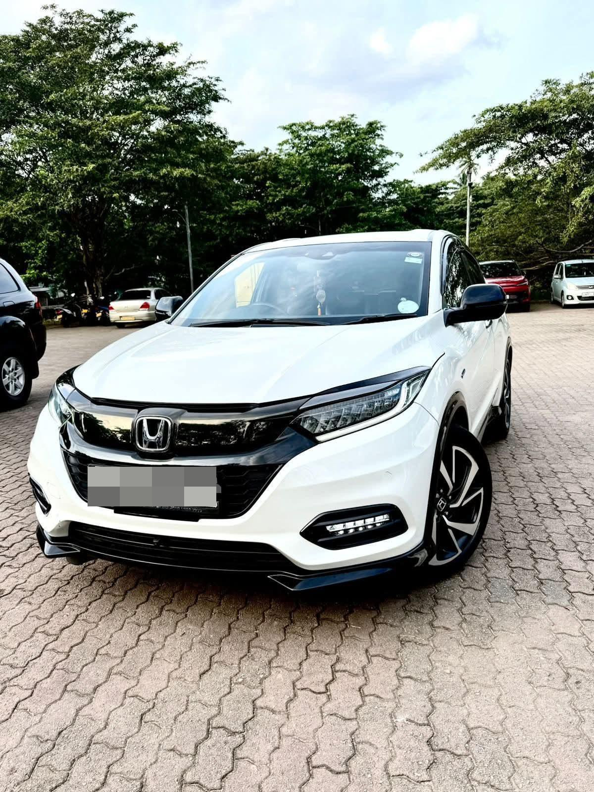 Honda Vezel 2018 ads-image-1