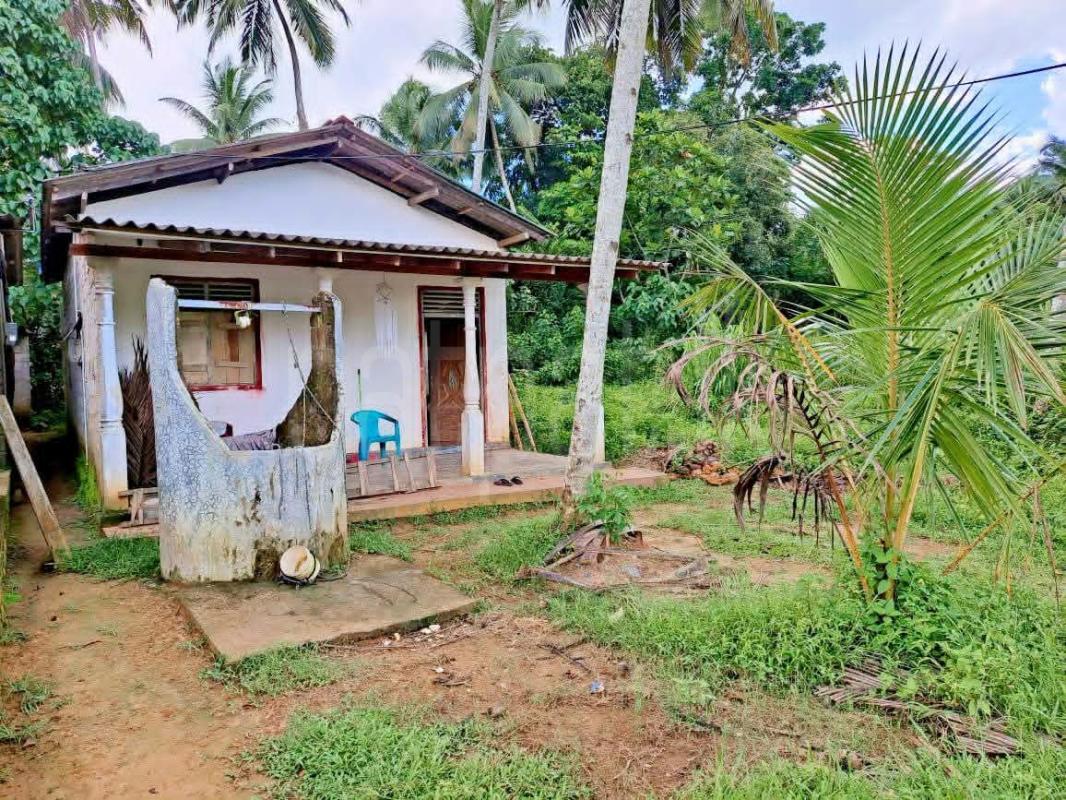 House for Sale in Veyangoda