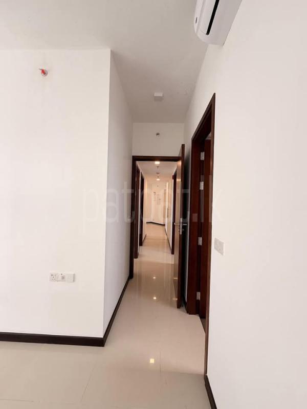 Luxury Apartment for Sale in Slave Island (Colombo 02)