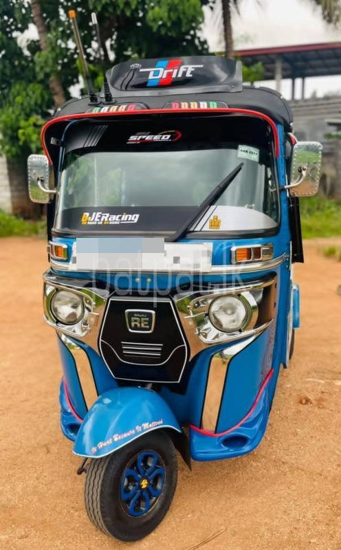 Bajaj 4 stroke 2014 - Used Three wheeler sale in Sri Lanka - patpat.lk