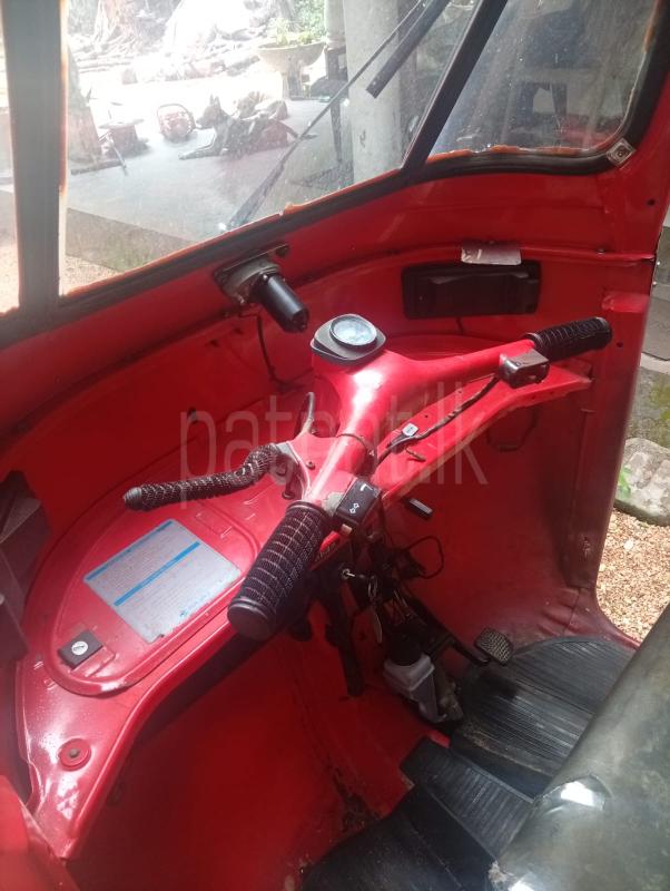 Bajaj Three Wheel 2007 - பயன்படுத்தப்பட்டது முச்சக்கர வண்டி sale in Sri Lanka - patpat.lk
